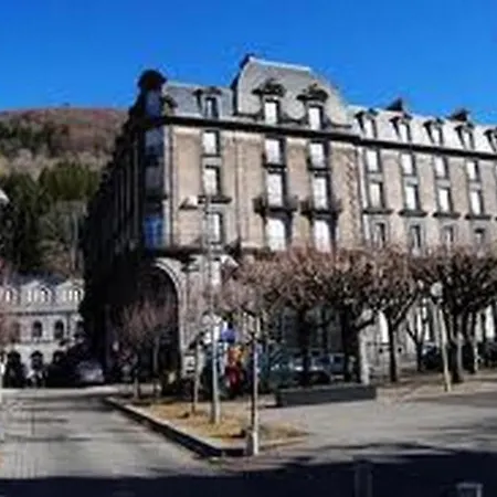 Apartment Renove Avec Balcon, Confort Et Wi-fi Au Centre De Mont-dore - Fr-1-608-105